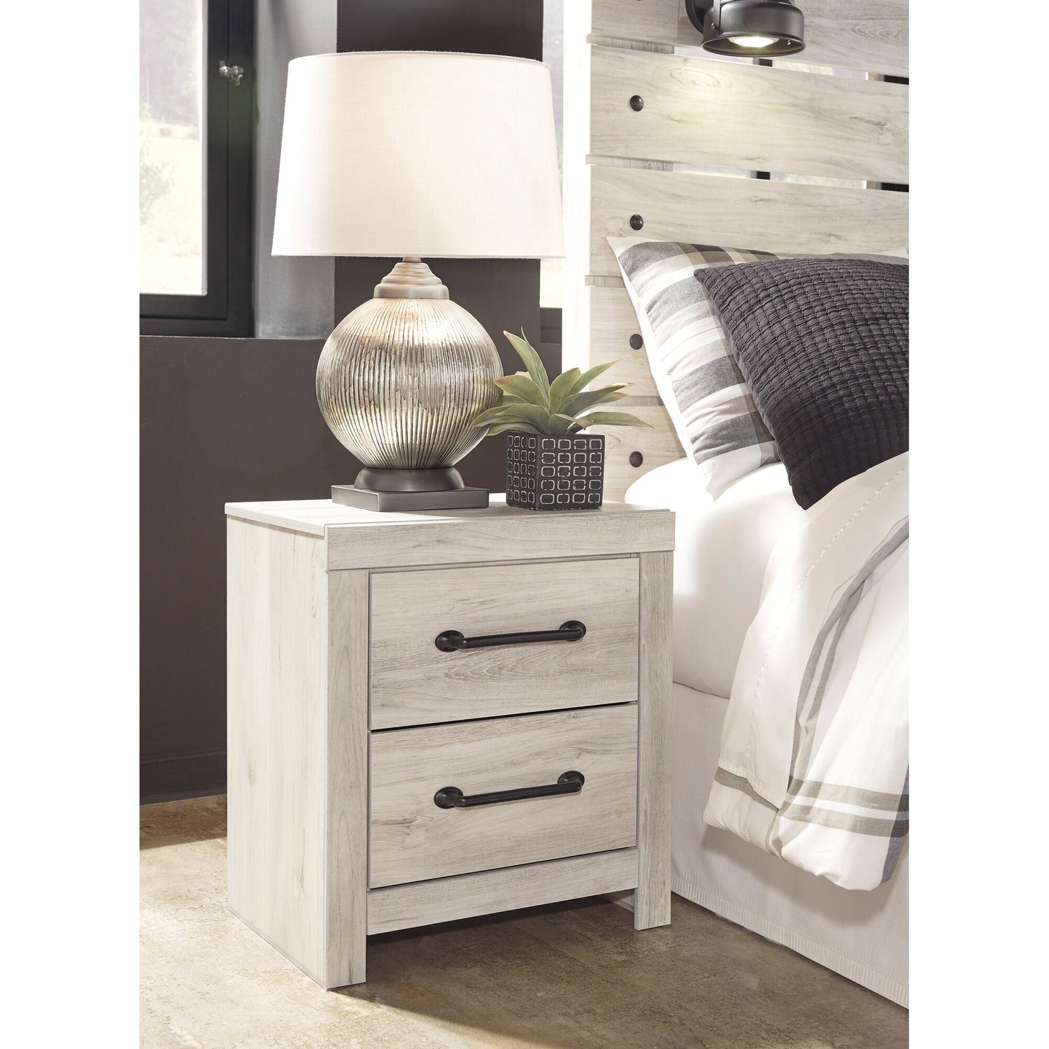 Cambeck Nightstand