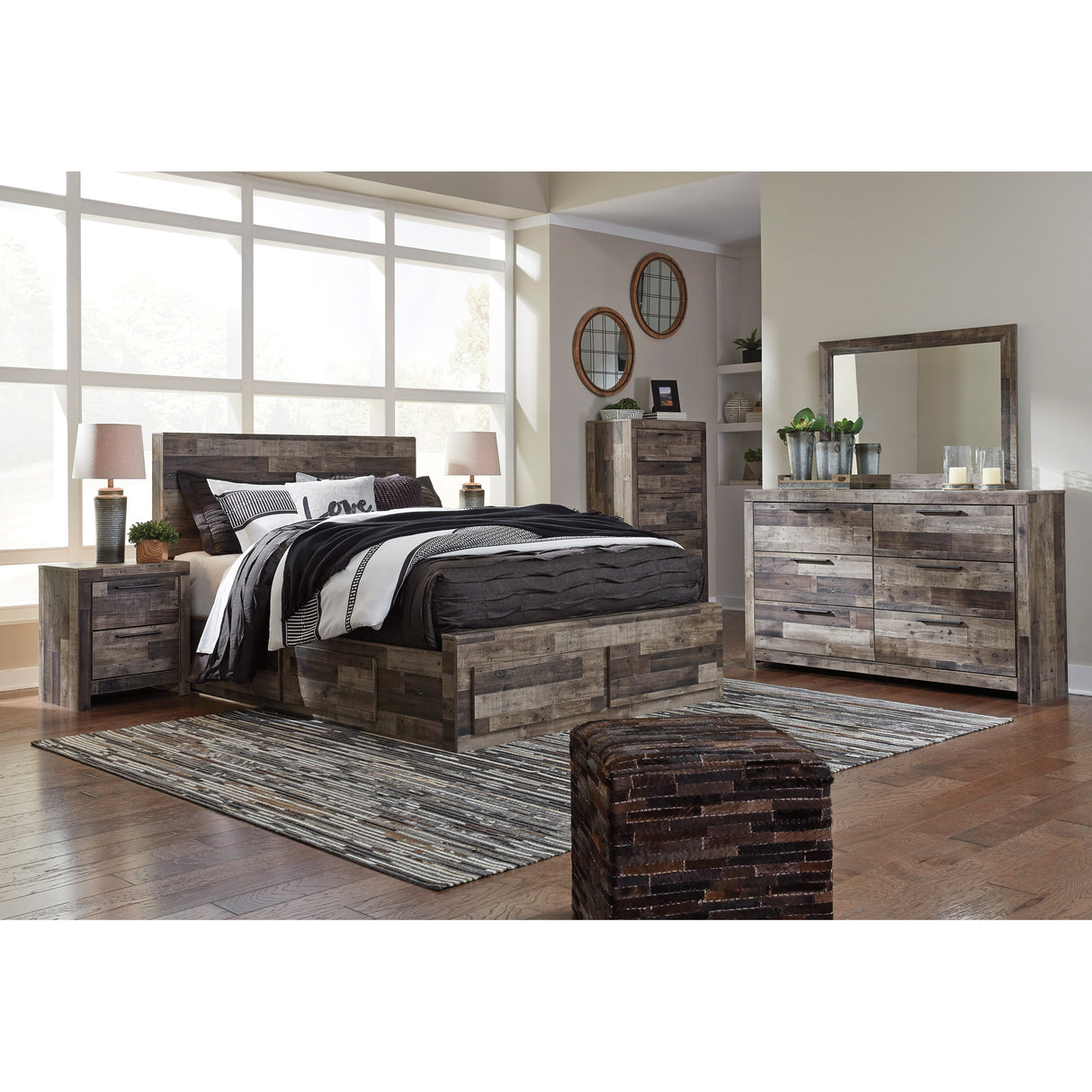 Room setting 2 featuring Derekson Gray Queen 4 Drawer Storage Bed