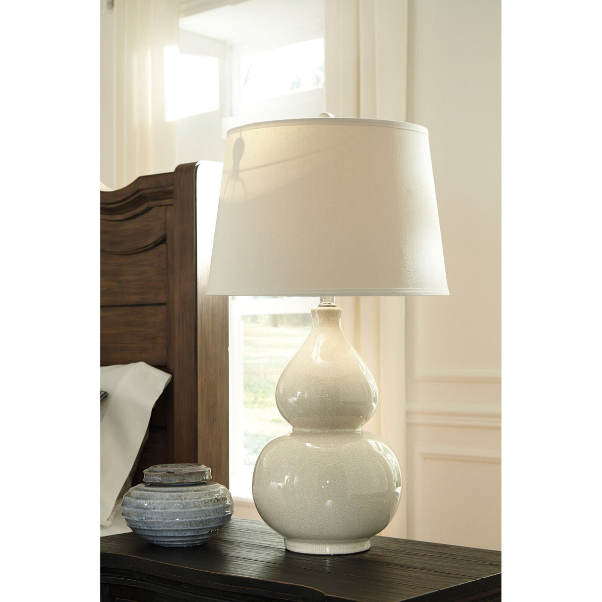 Saffi Table Lamp