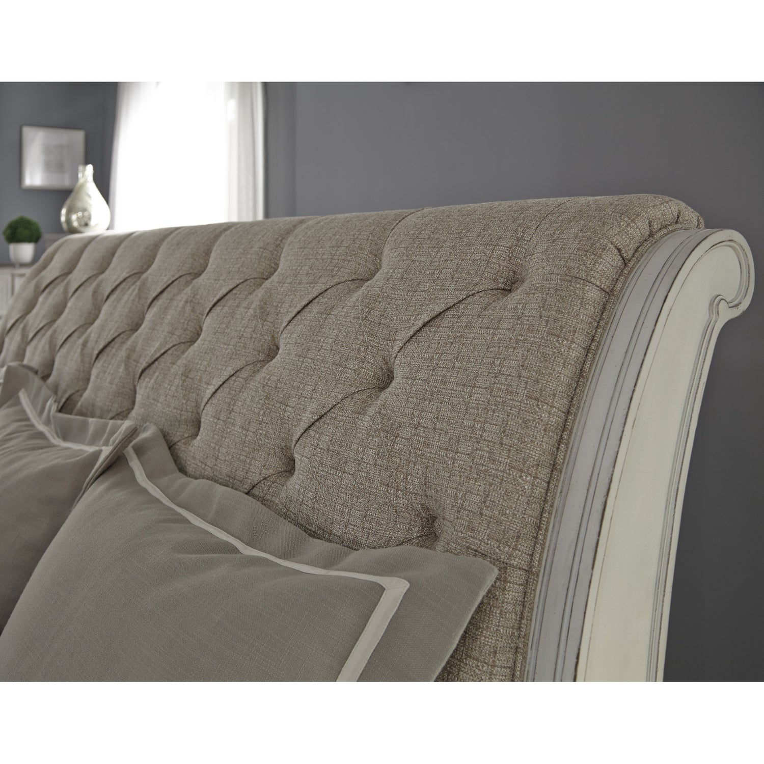 Abbey Park Upholstered Sleigh Headboard