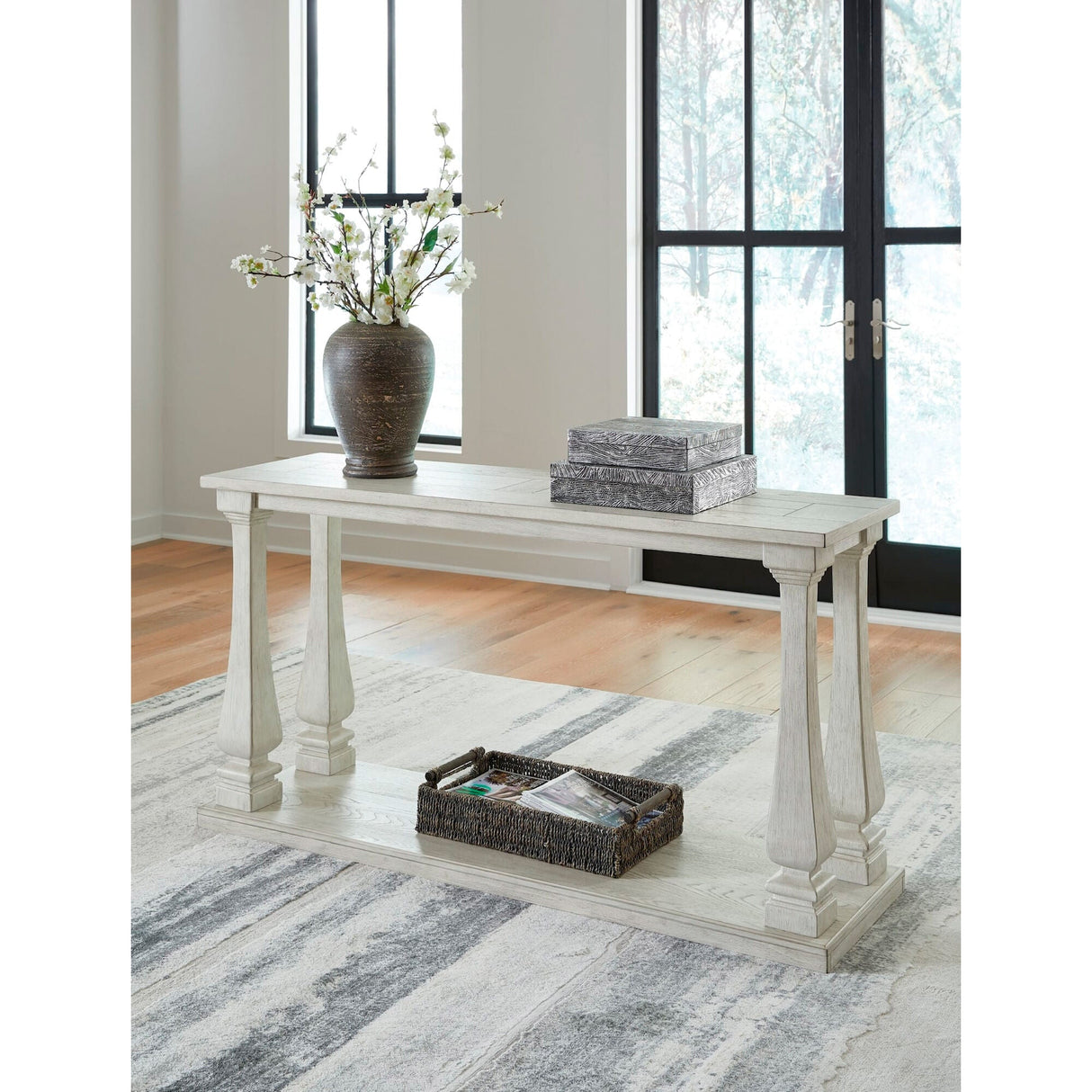 Arlendyne Sofa Table