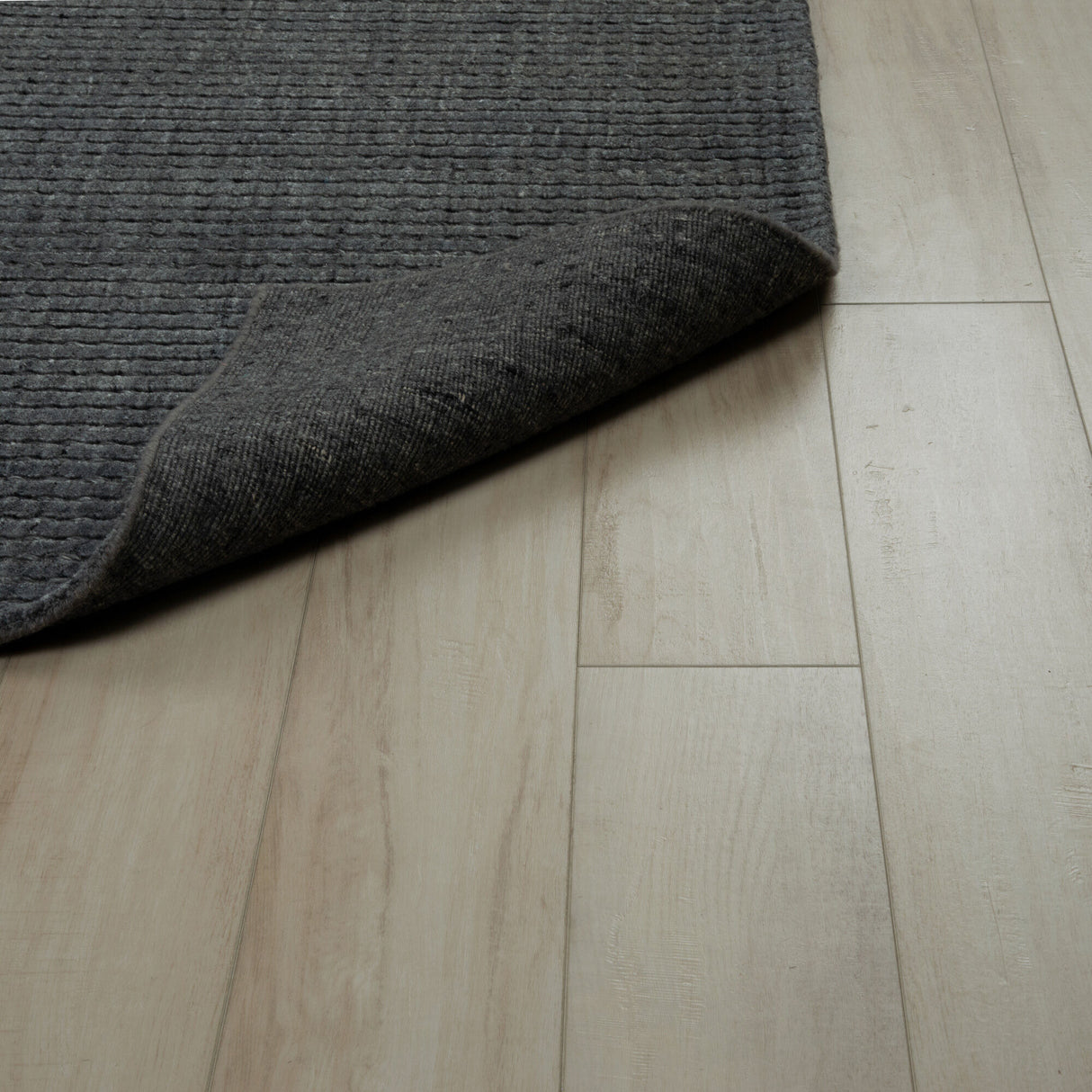 Cable Rug - QK1084569_HOMT_BCK_OL
