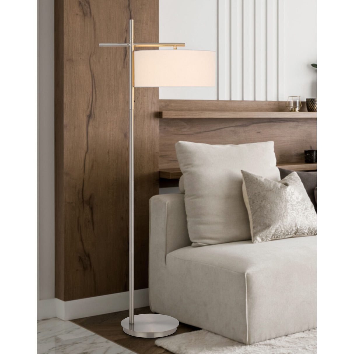 Laval Floor Lamp - QK1088583_CALG_LF1_RM
