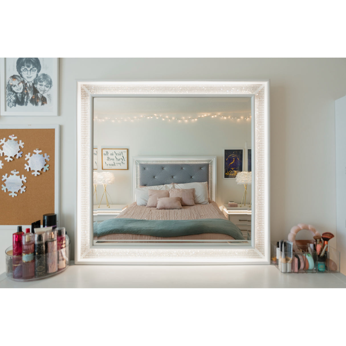 Room setting 9 featuring Harlow Pearl White Lighted Mirror