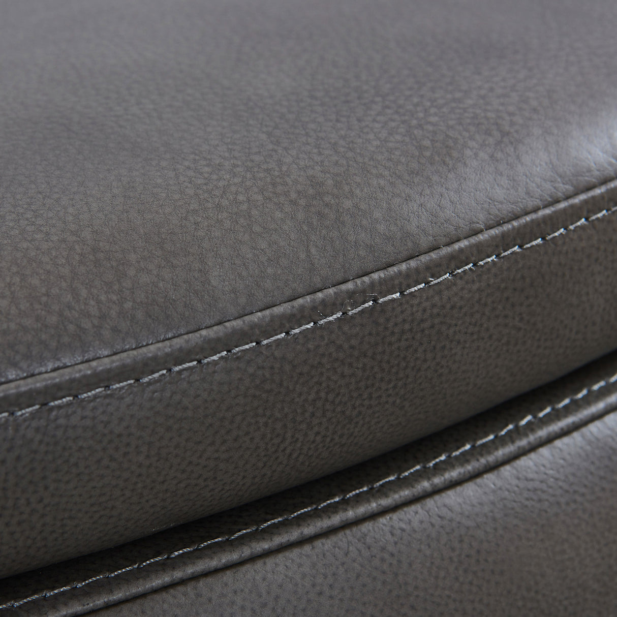 Carter Storage Ottoman - QK1089653_LEIT_IS5_OL