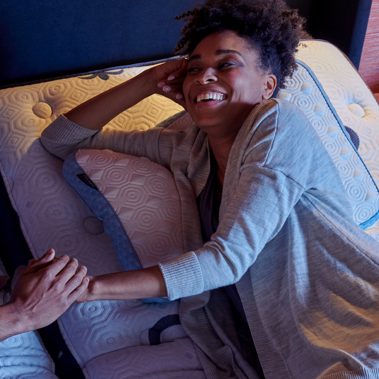 Stearns and Foster Studio Pillow - QK1091037_STER_MOD_RM