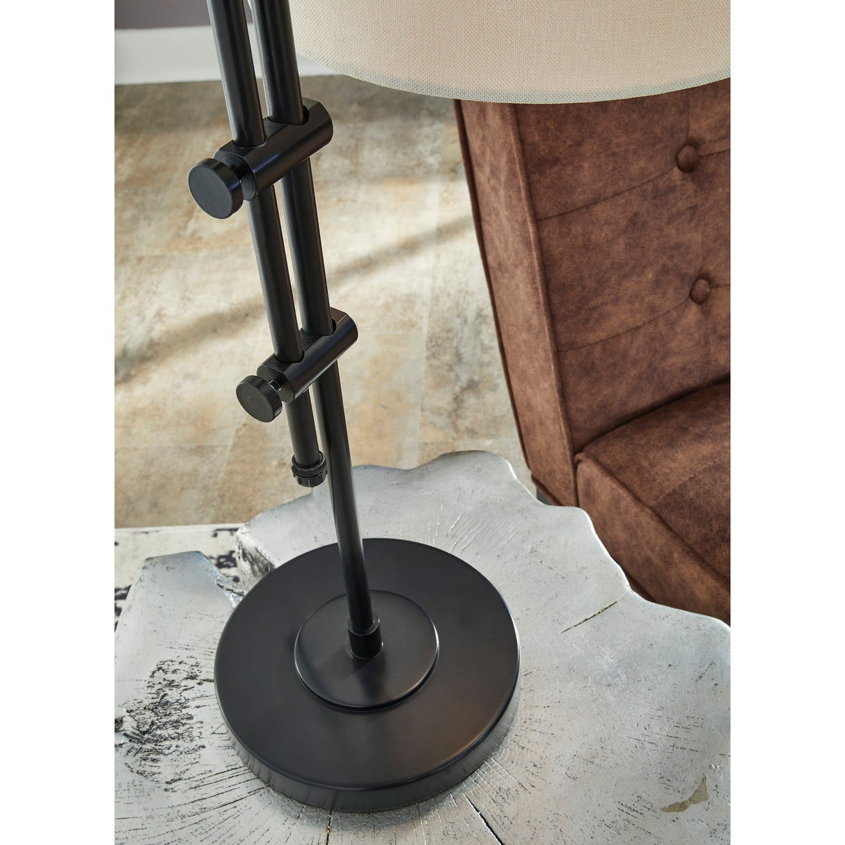 Detail view of Baronvale Black Accent Table Lamp