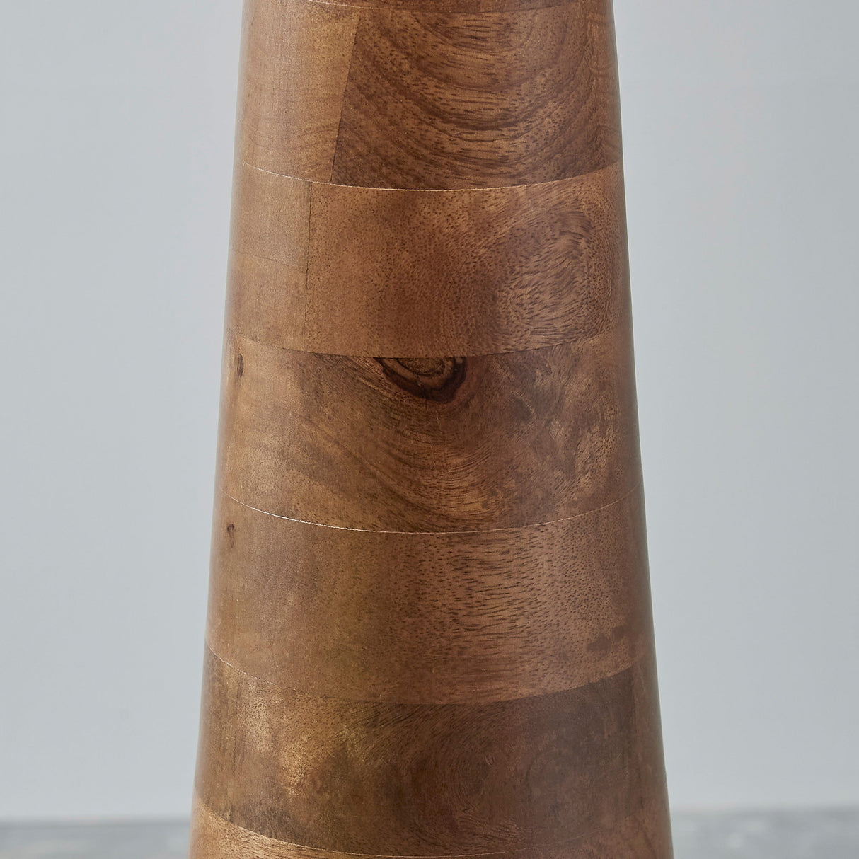 Danset Table Lamp