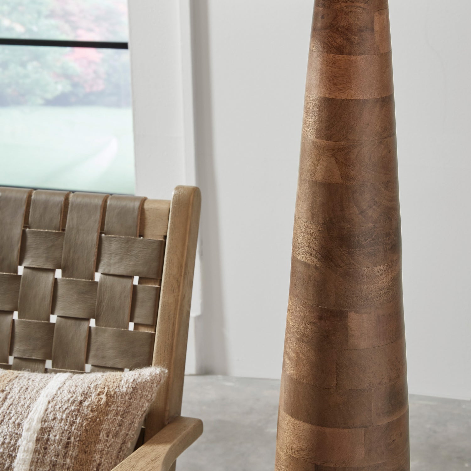 Danset Floor Lamp