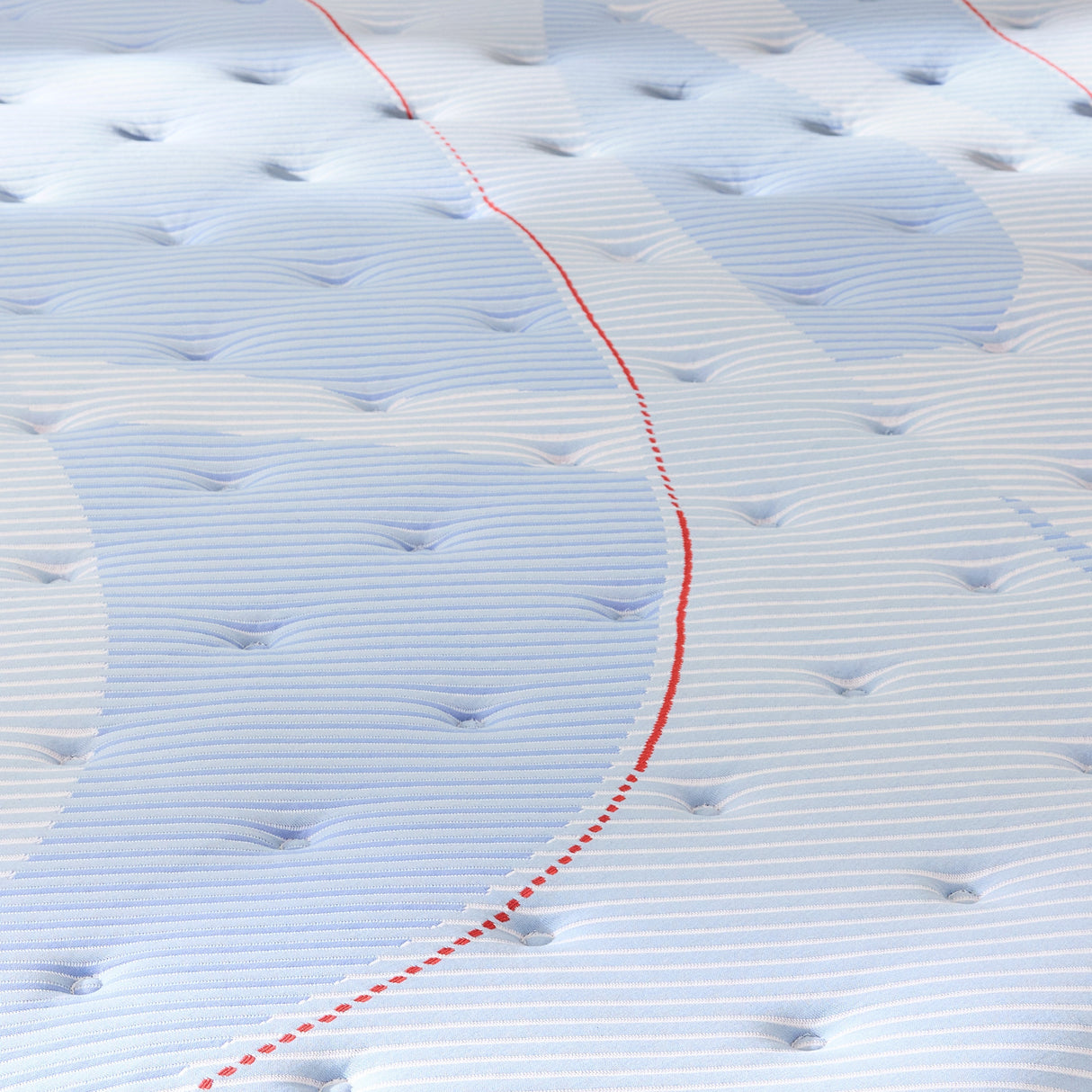 Swatch for the Sealy Posturepedic Plus Hagerstown Soft Pillowtop King Mattress