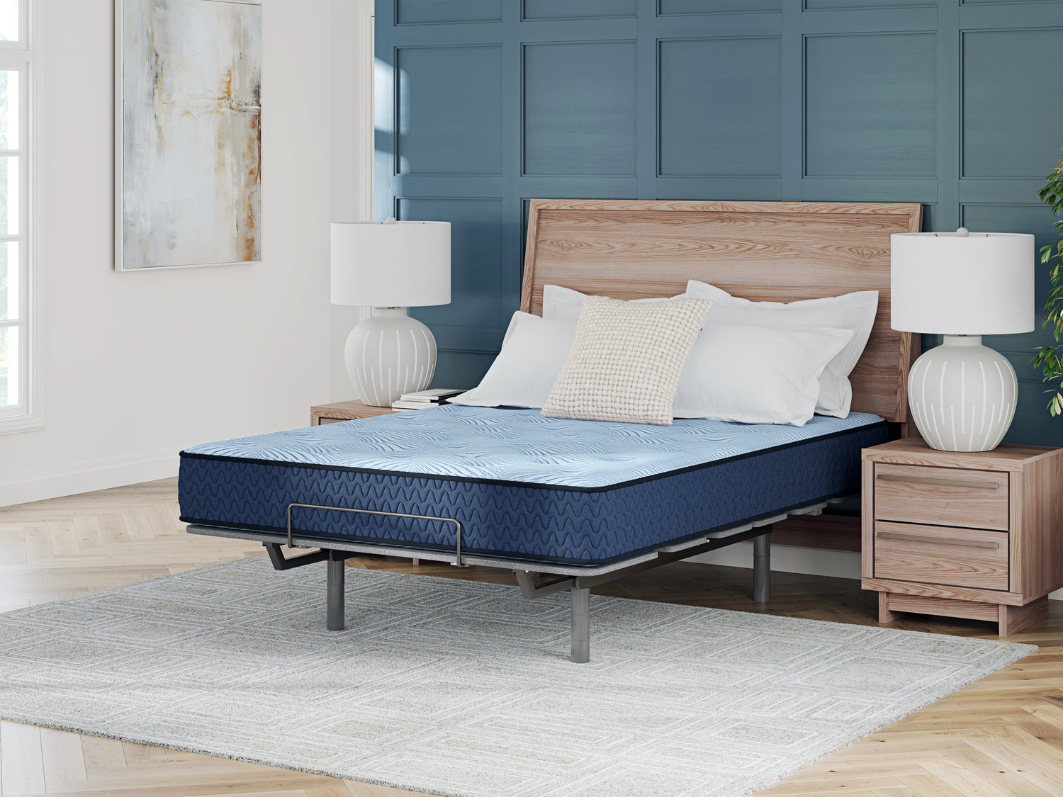 Ashley Chime Peak 2.0 10 Inch Hybrid Mattress