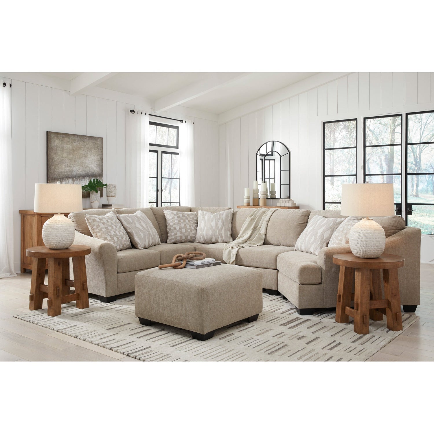 Room setting 2 featuring Brogan Bay Cork 3 Piece Right Cuddler Sectional