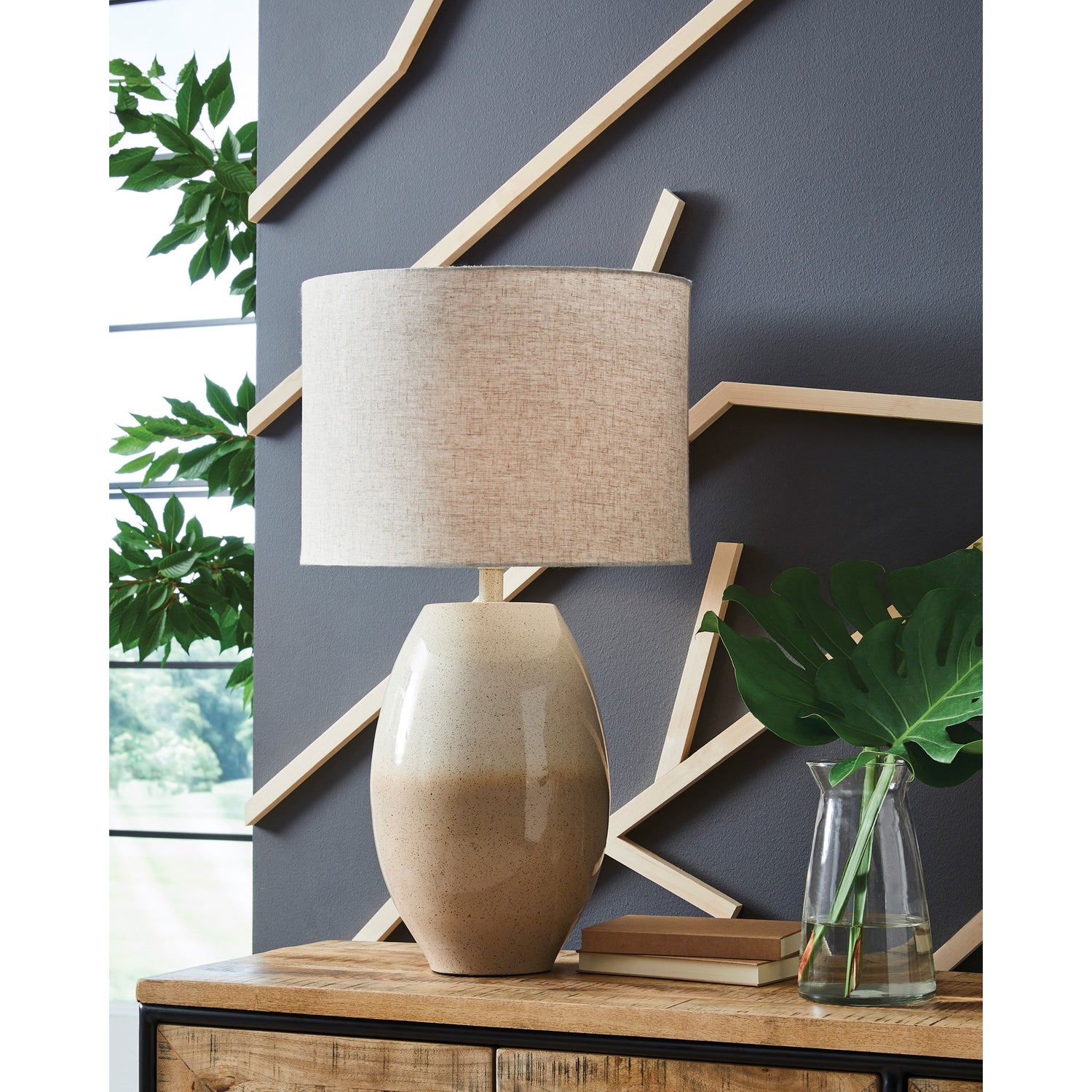 Linas Table Lamp