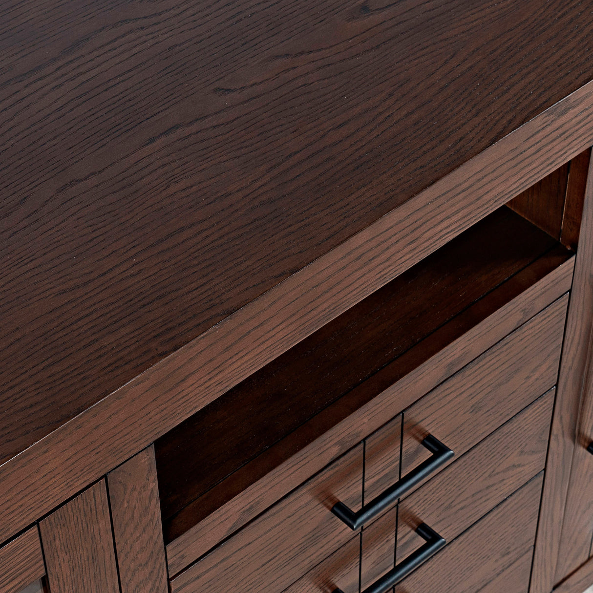 Auburn Hills 50 Inch Console