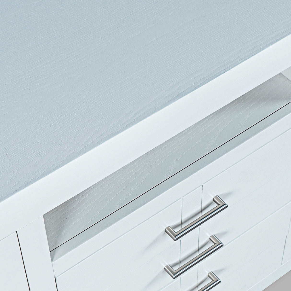 Auburn Hills 60 Inch Console