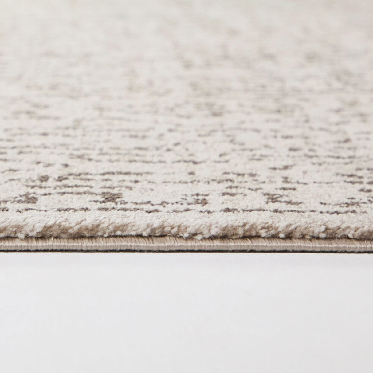 Side view of Mari Moroccan Cream 5x8 Rug