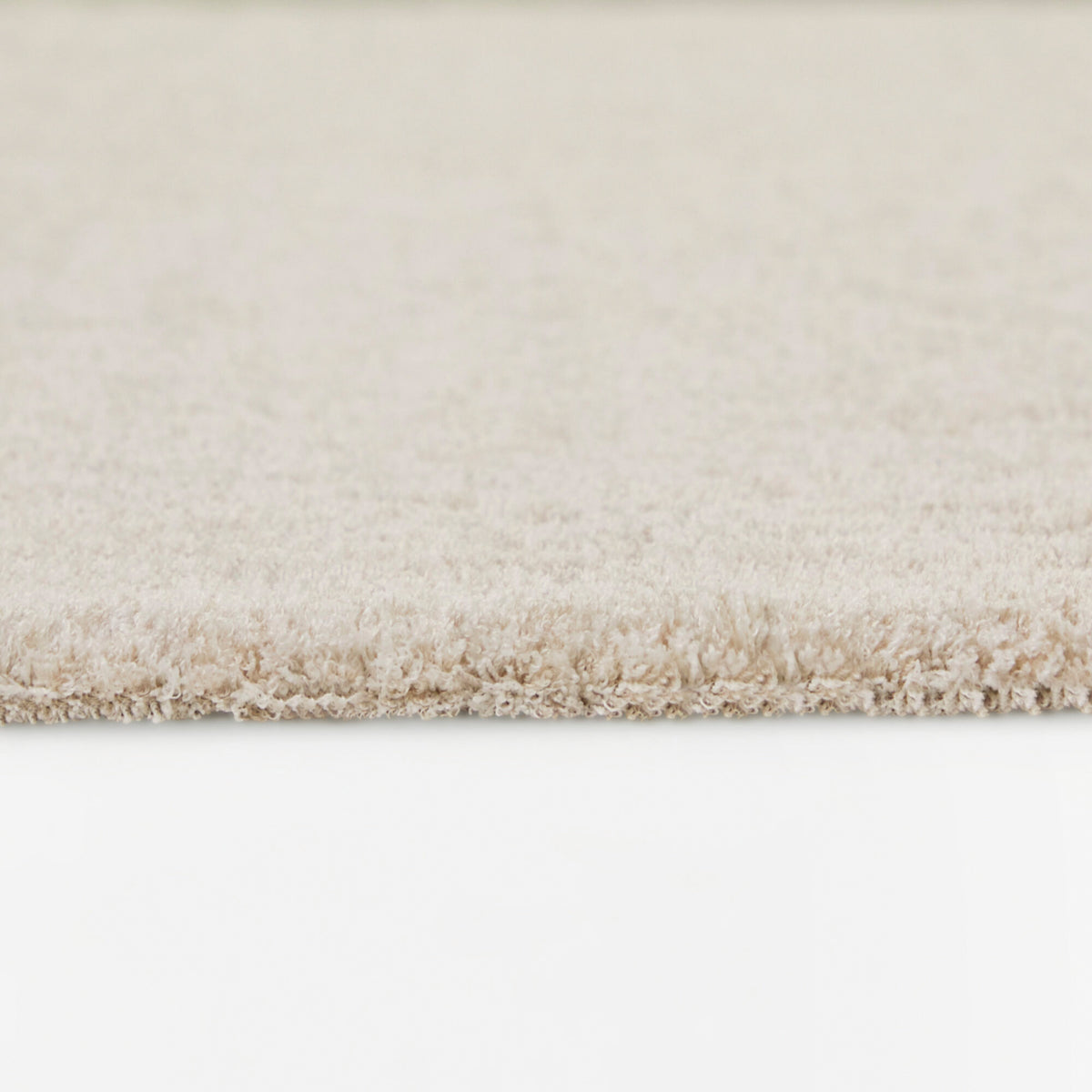 Detail view of Hilaeira Gray 8x10 Rug