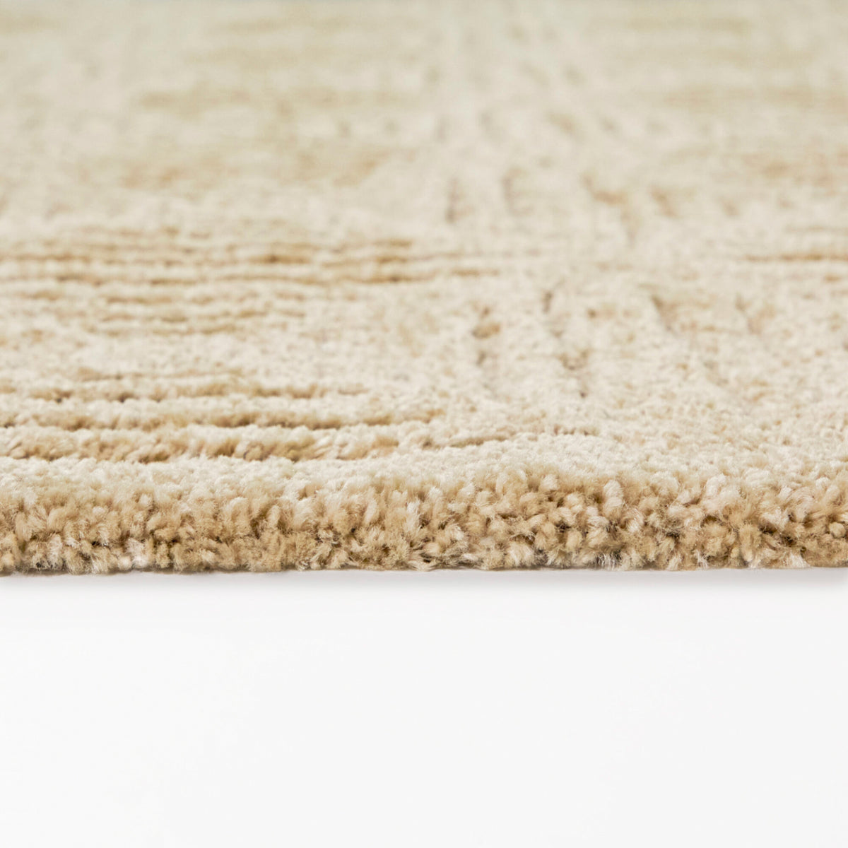 Detail view of Bolsena Beige 8x10 Rug