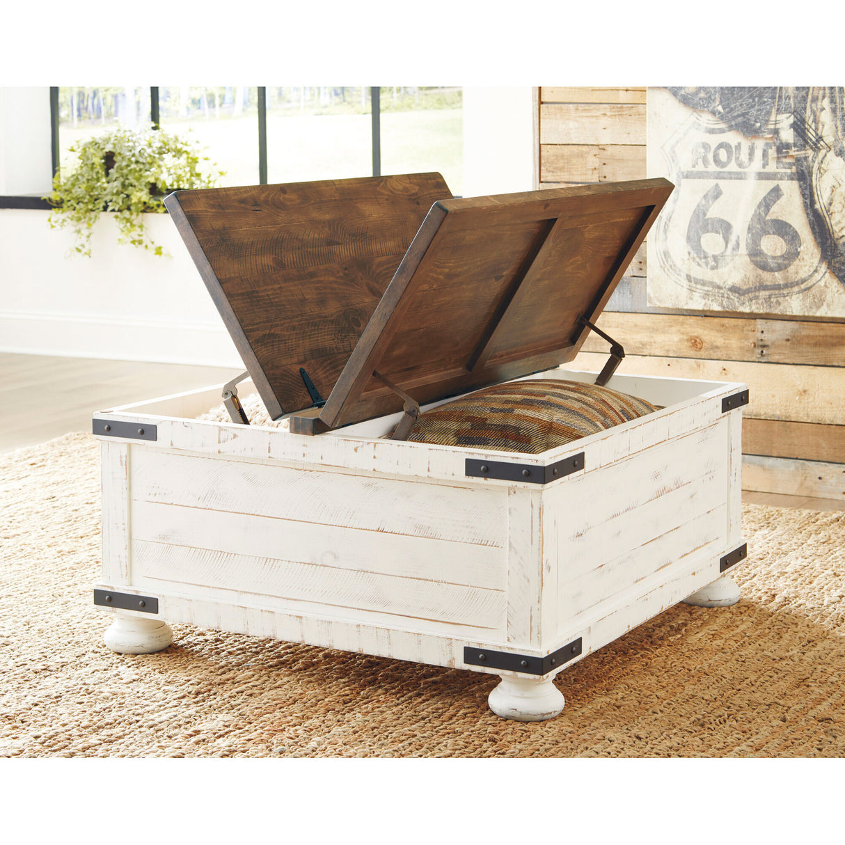 Rosa Storage Coffee Table - QK1012115_ASHL_LF2_RM