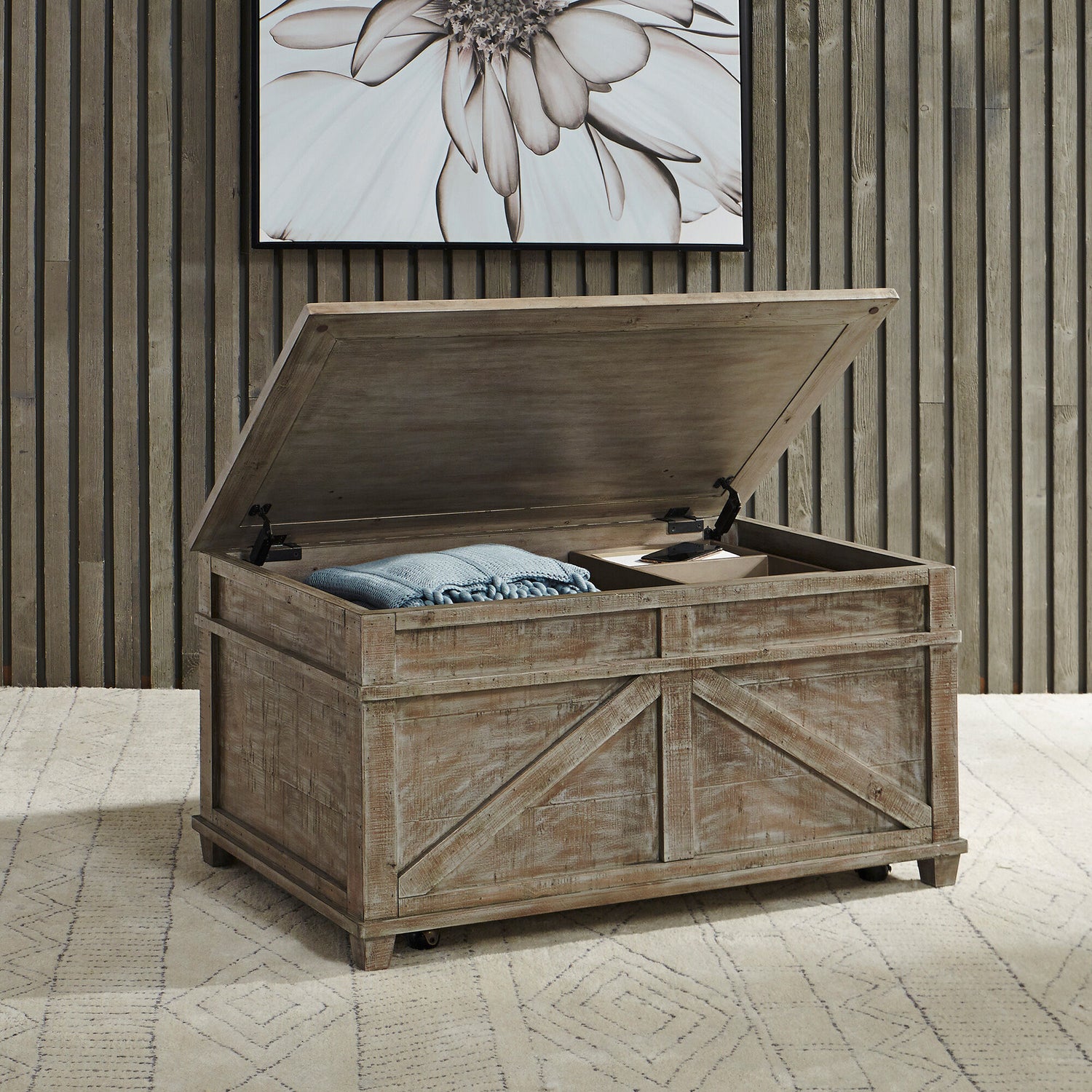 Parkland Falls Storage Trunk - QK1014323_LIBF_LF1_RM