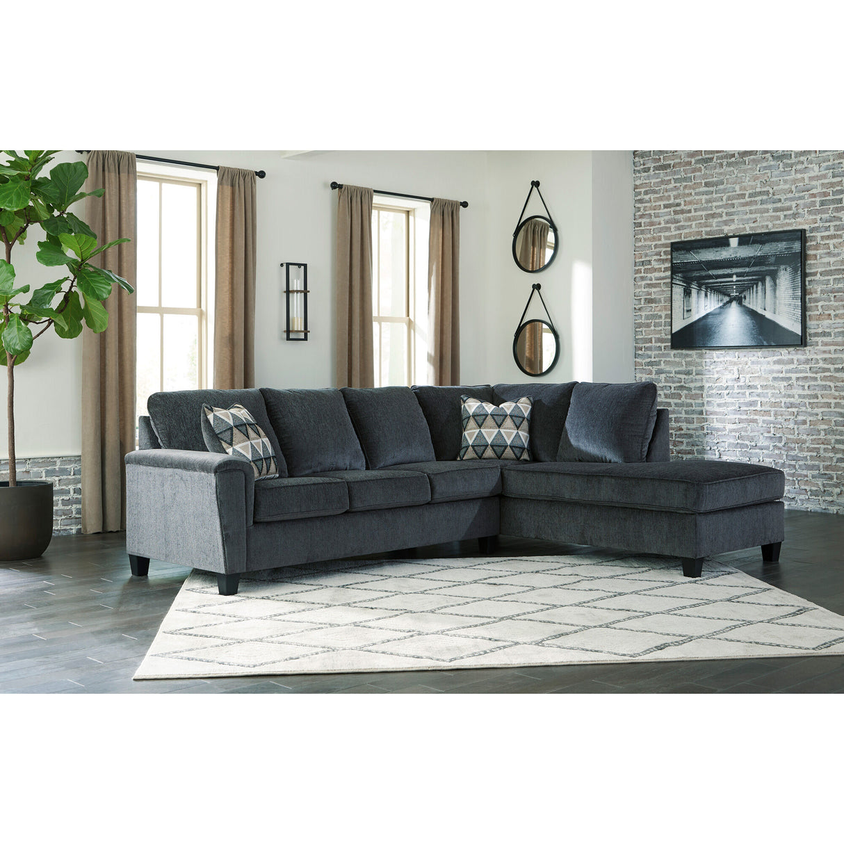 Abinger Right Chaise Sectional - QK1025548_ASHL_LF1_RM