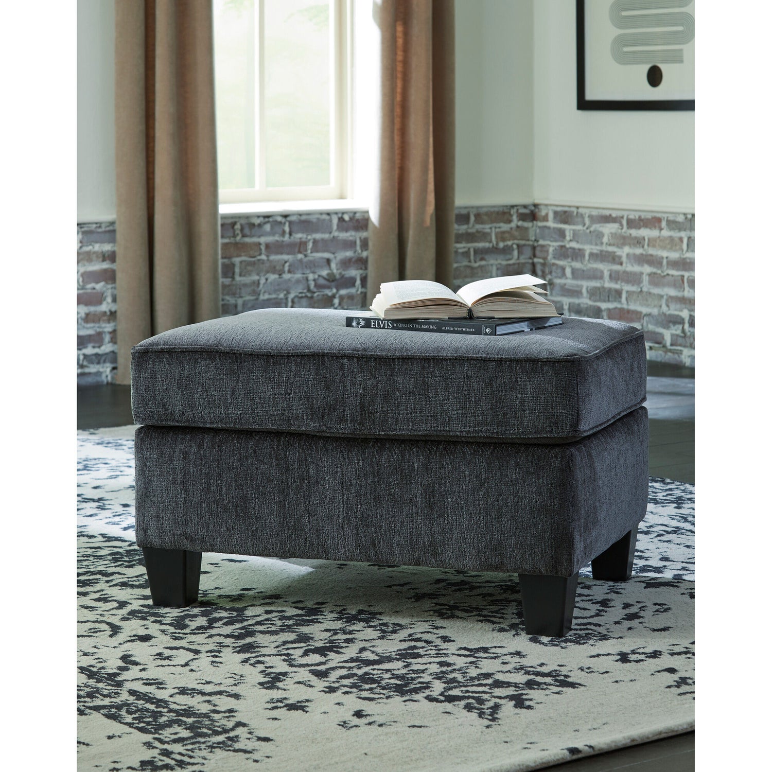 Abinger Ottoman - QK1025551_ASHL_LF1_RM