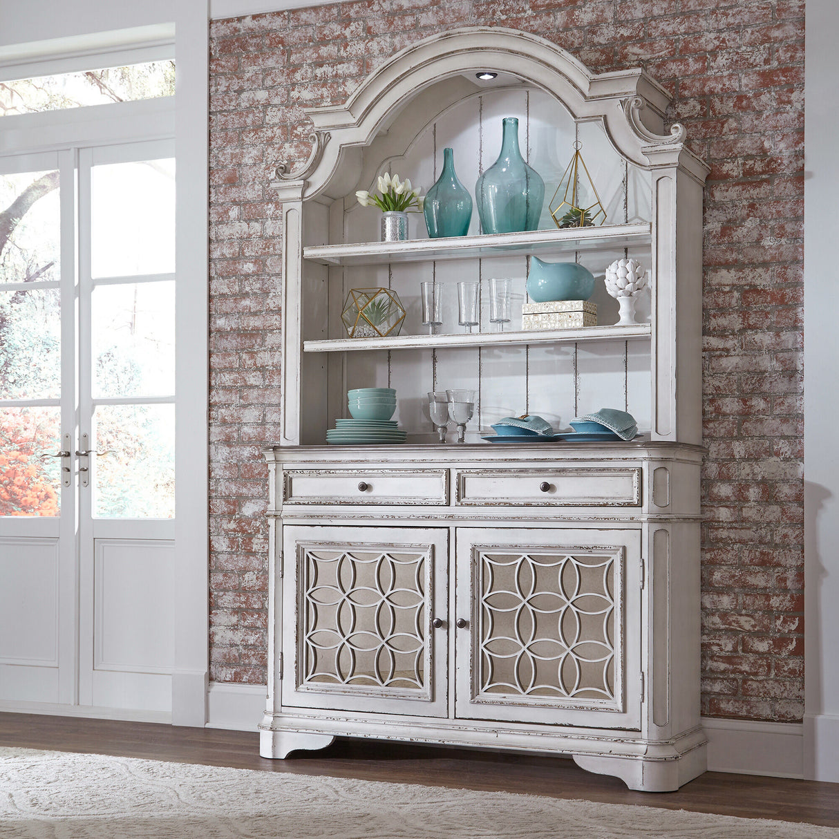 Magnolia Manor Buffet and Hutch - QK1033288_LIBF_LF1_RM