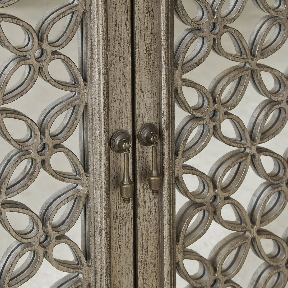 Westridge 3 Door Accent Cabinet - QK1034517_LIBF_IS2_OL