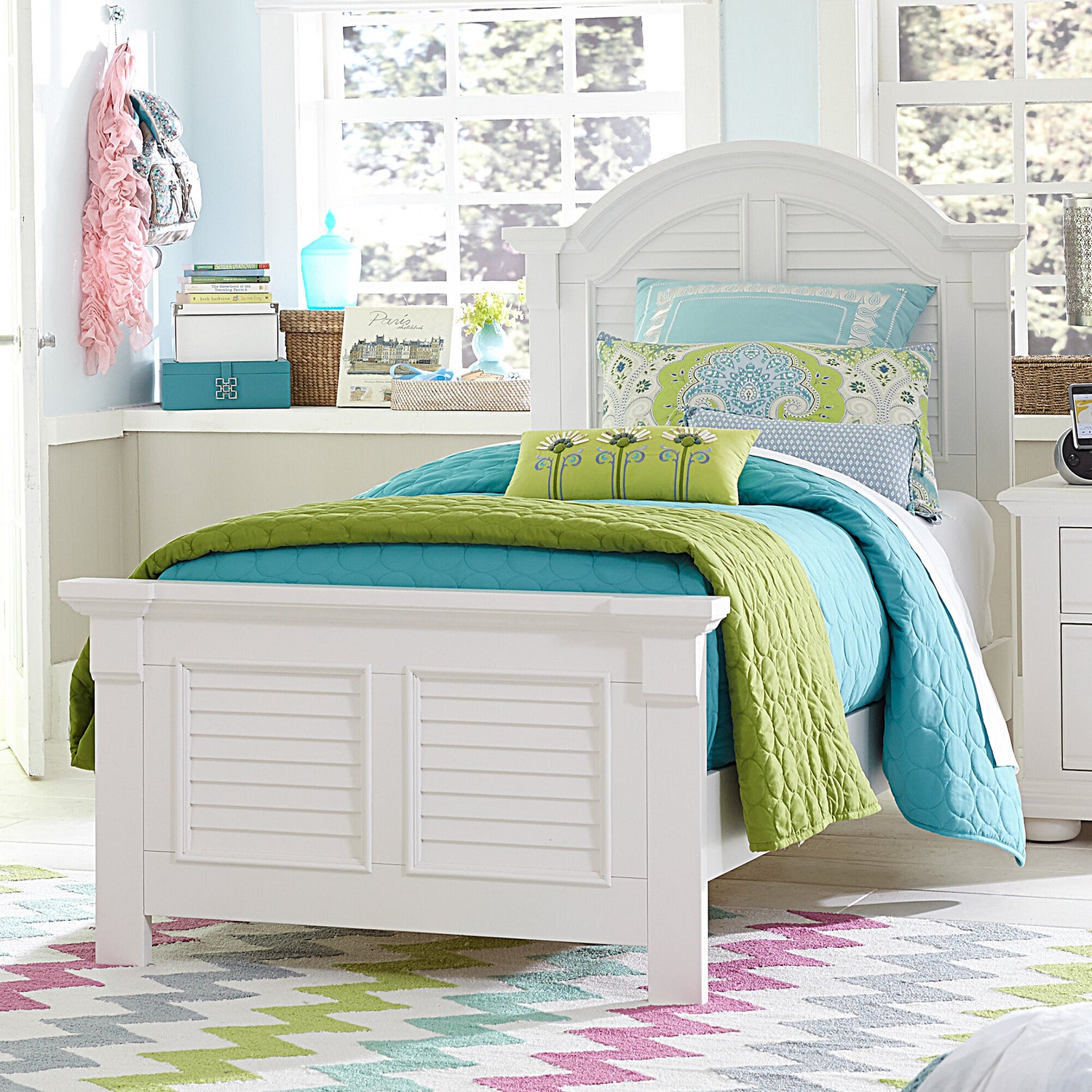 Summer House Panel Bed - QK1036723_LIBF_LF1_RM