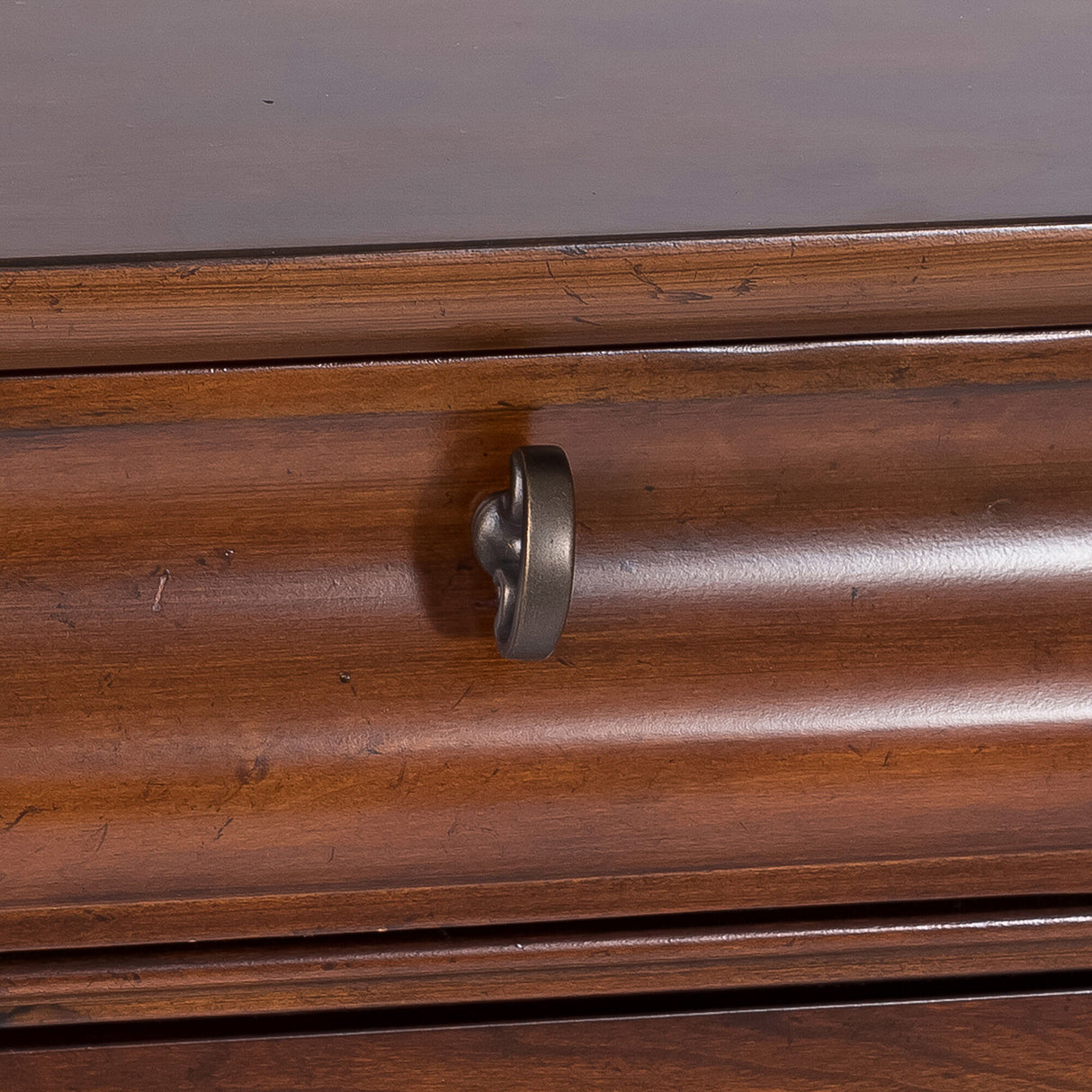 Rustic Traditions 8 Drawer Dresser - QK1043409_LIBF_SW1_SW