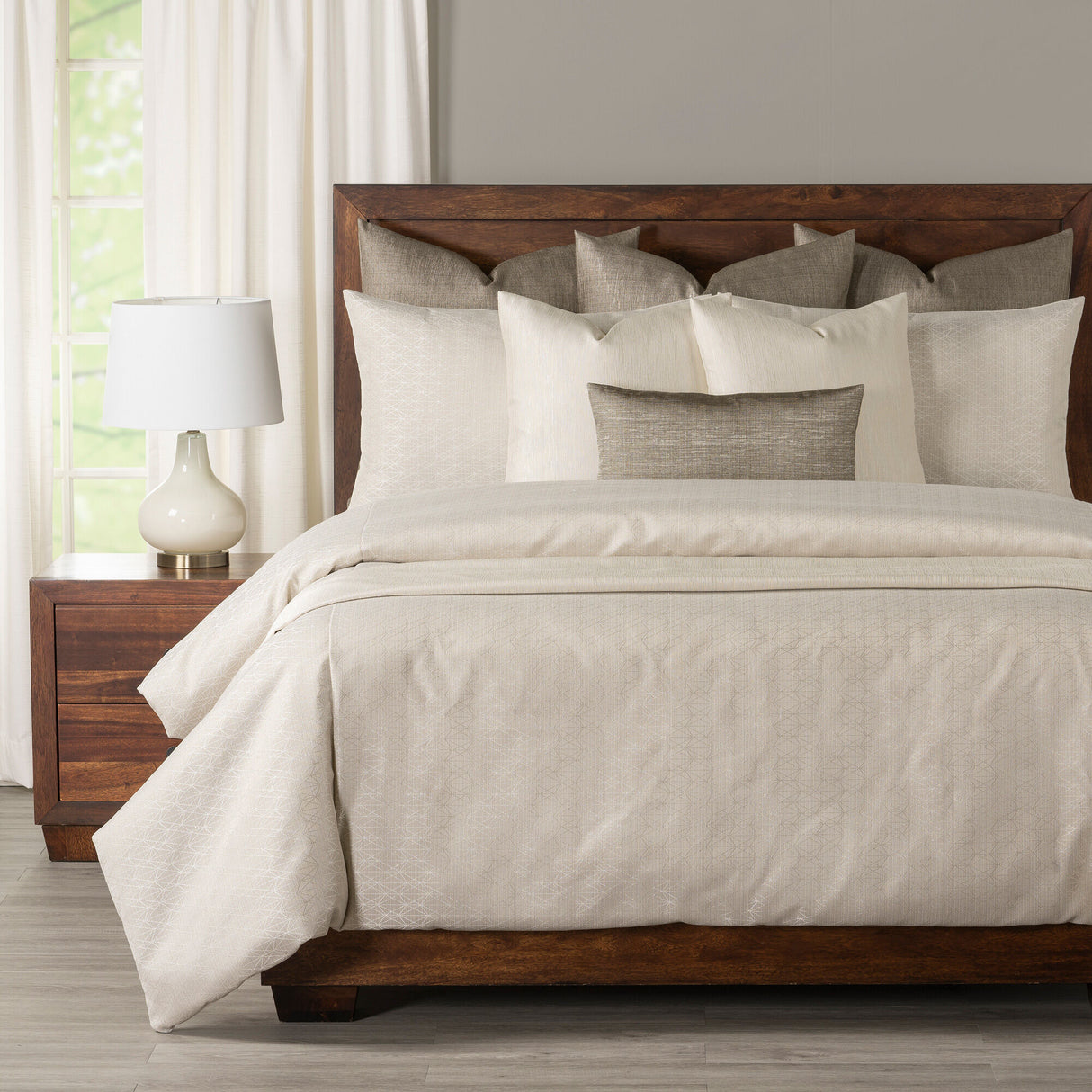 Star Attraction 11 Piece Supreme Set - QK1045645_SISO_LF3_RM