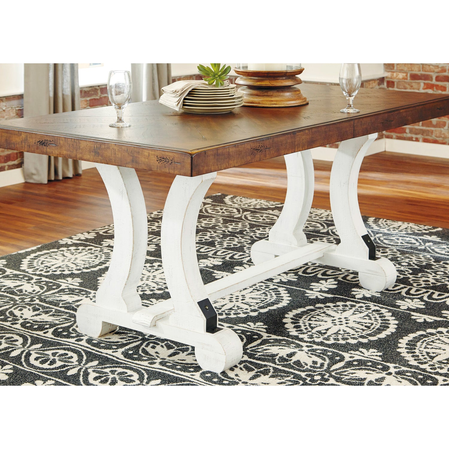 Valebeck Dining Table - QK1055146_ASHL_LF1_RM