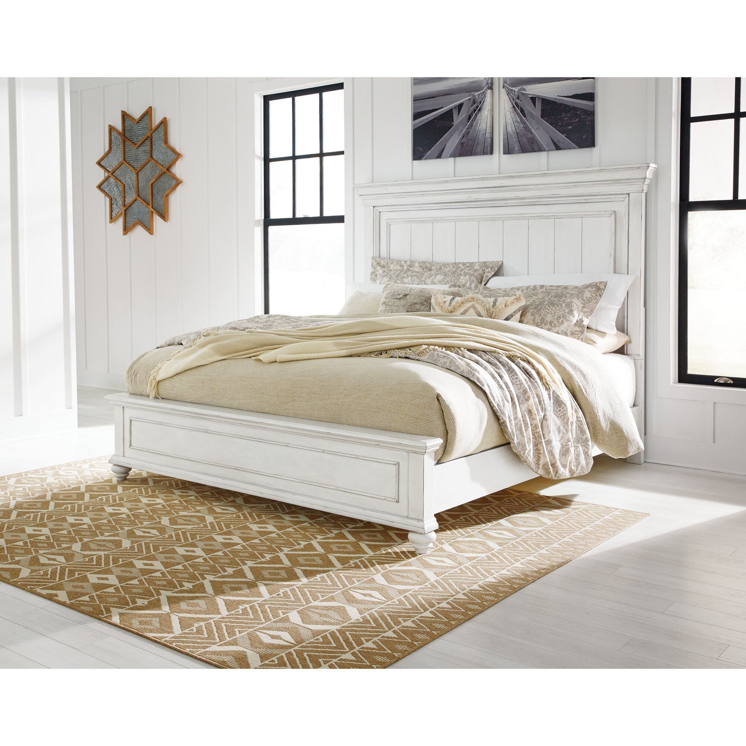 Kanwyn Panel Bed - QK1057266_ASHL_LF1_RM