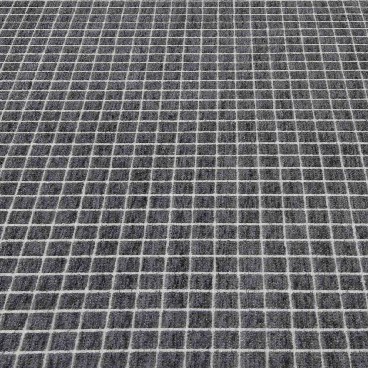 Foster Round Accent Ottoman - QK1059531_FKLN_SW1_SW