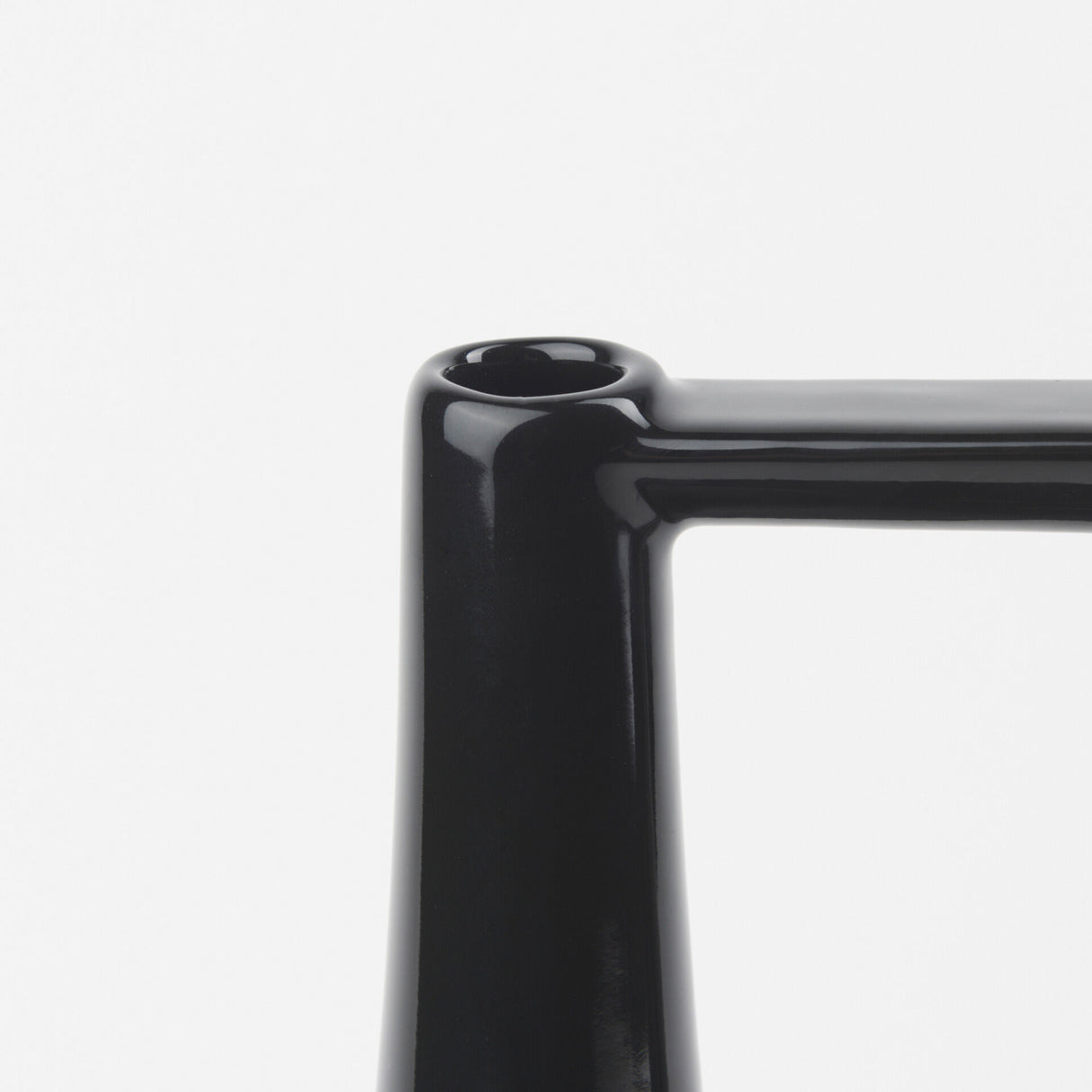 Burton Large Jug Vase - QK1060982_MEFD_SW1_SW