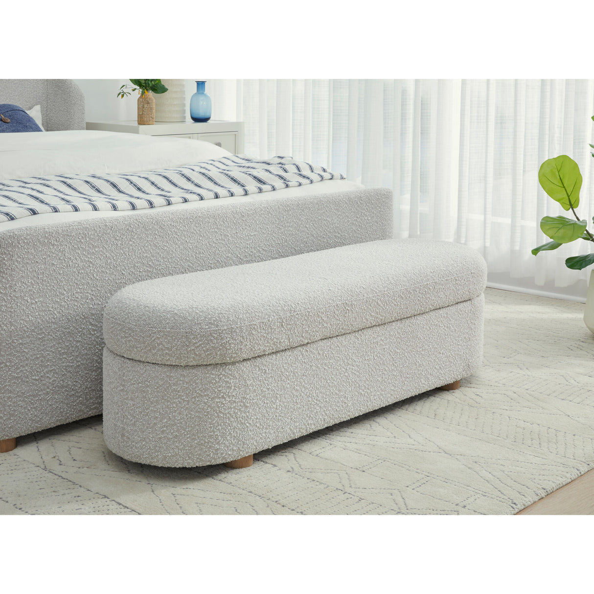 Kiki Upholstered Storage Bench - QK1061021_MODU_LF1_RM