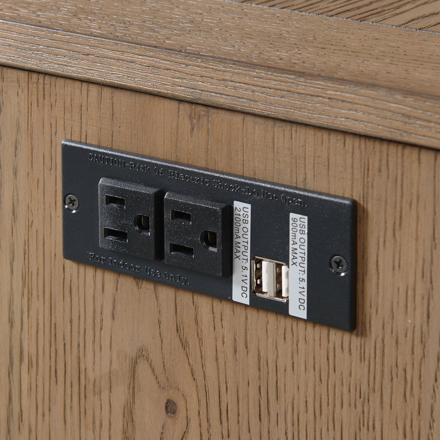 Eden Chairside Table - QK1063825_INTC_IS1_OL