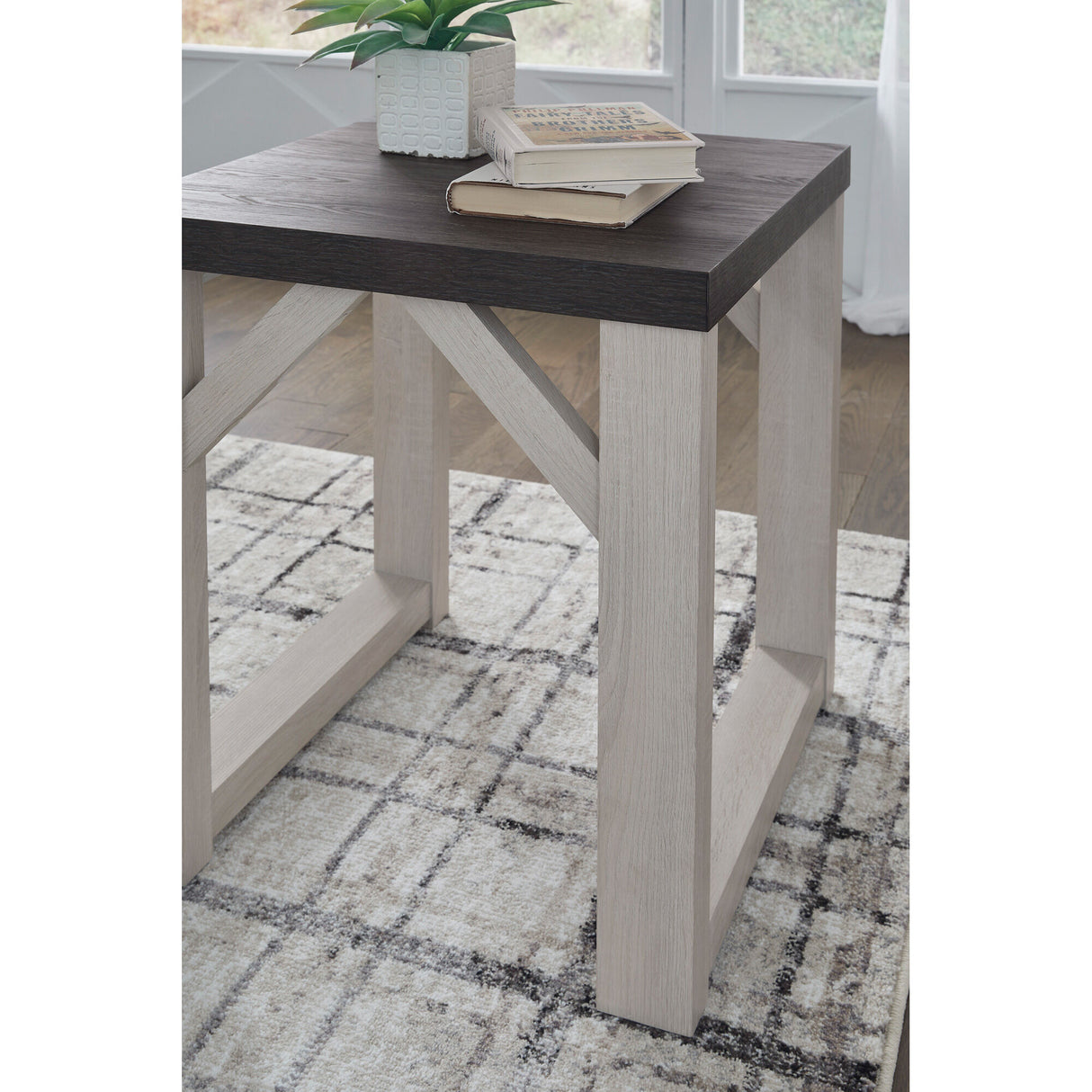 Dorrinson Set of 3 Tables - QK1083527_ASHL_IS1_OL