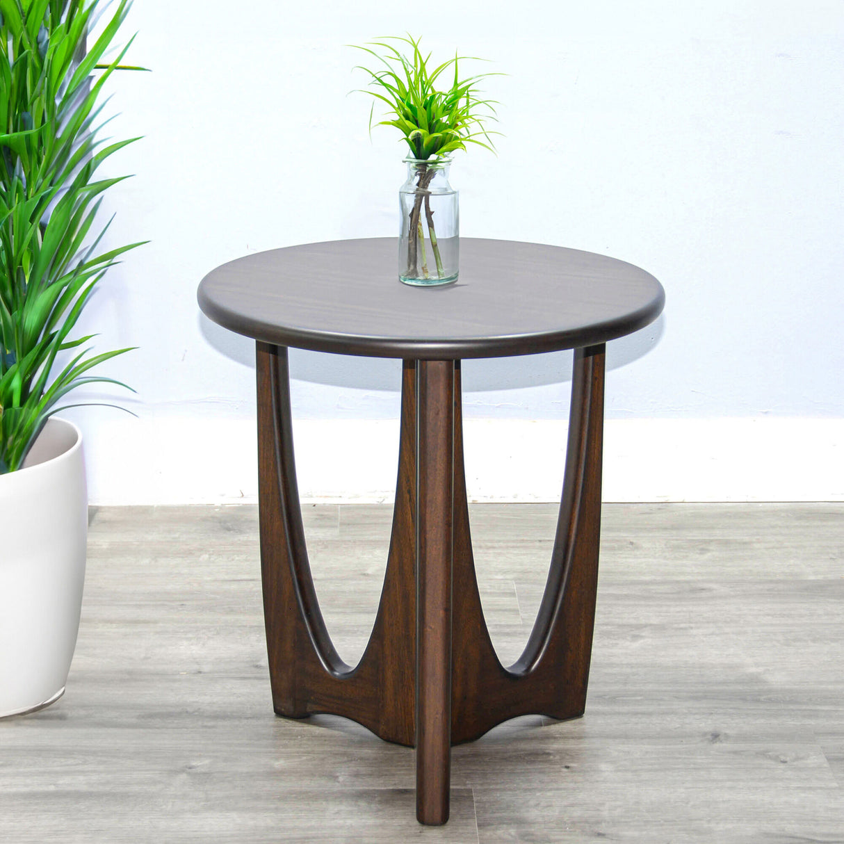 Noah Chairside Table - QK1086108_SUNN_LF1_RM