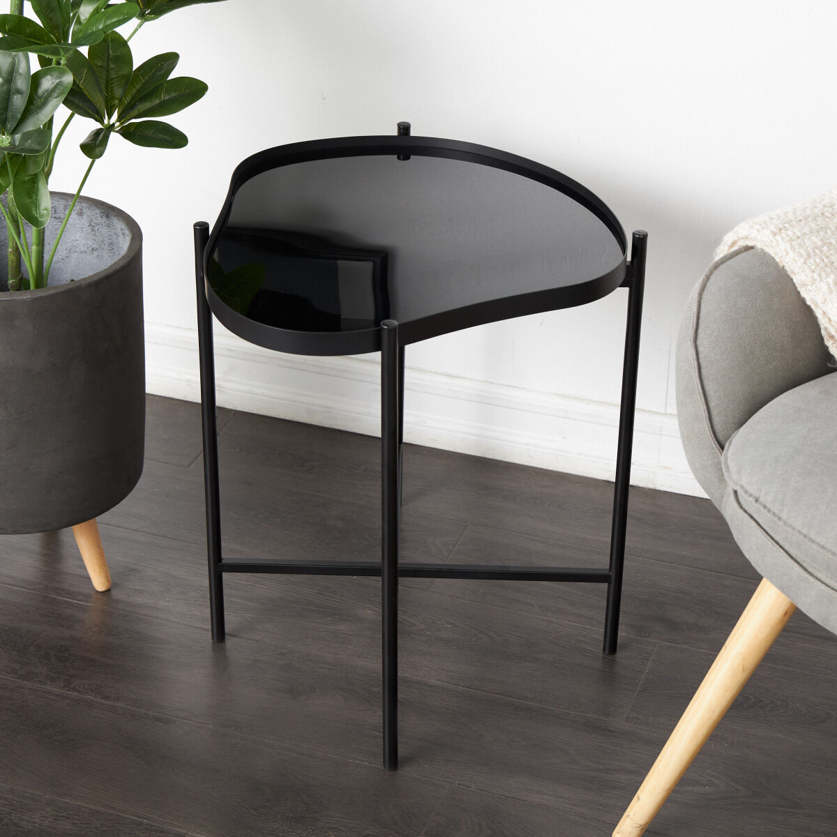 Corfu End Table - QK1088267_UMAE_LF1_RM