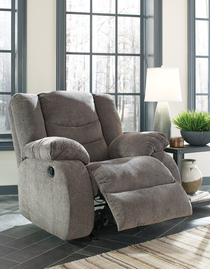 Fabric oversized recliner