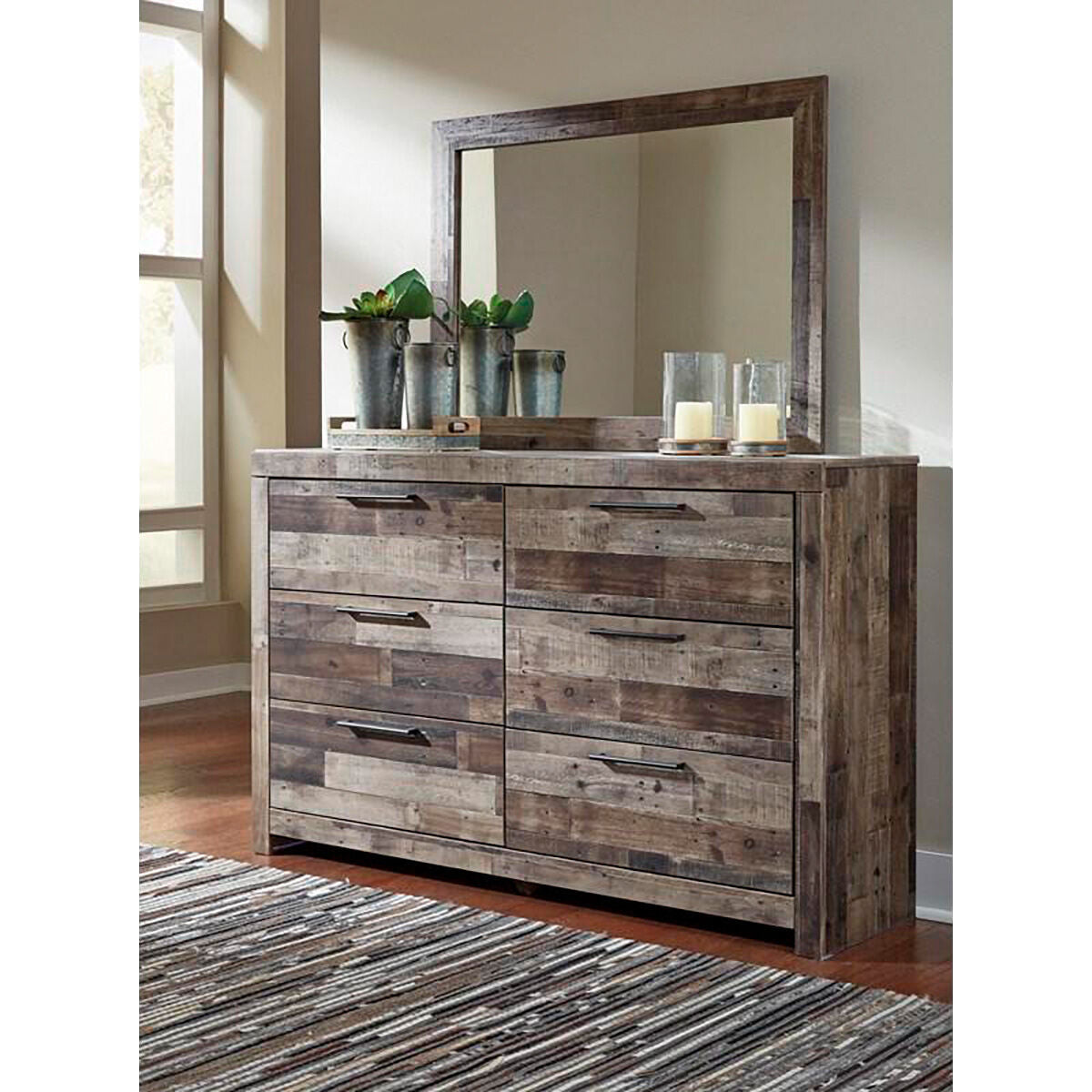 Derekson Mirror