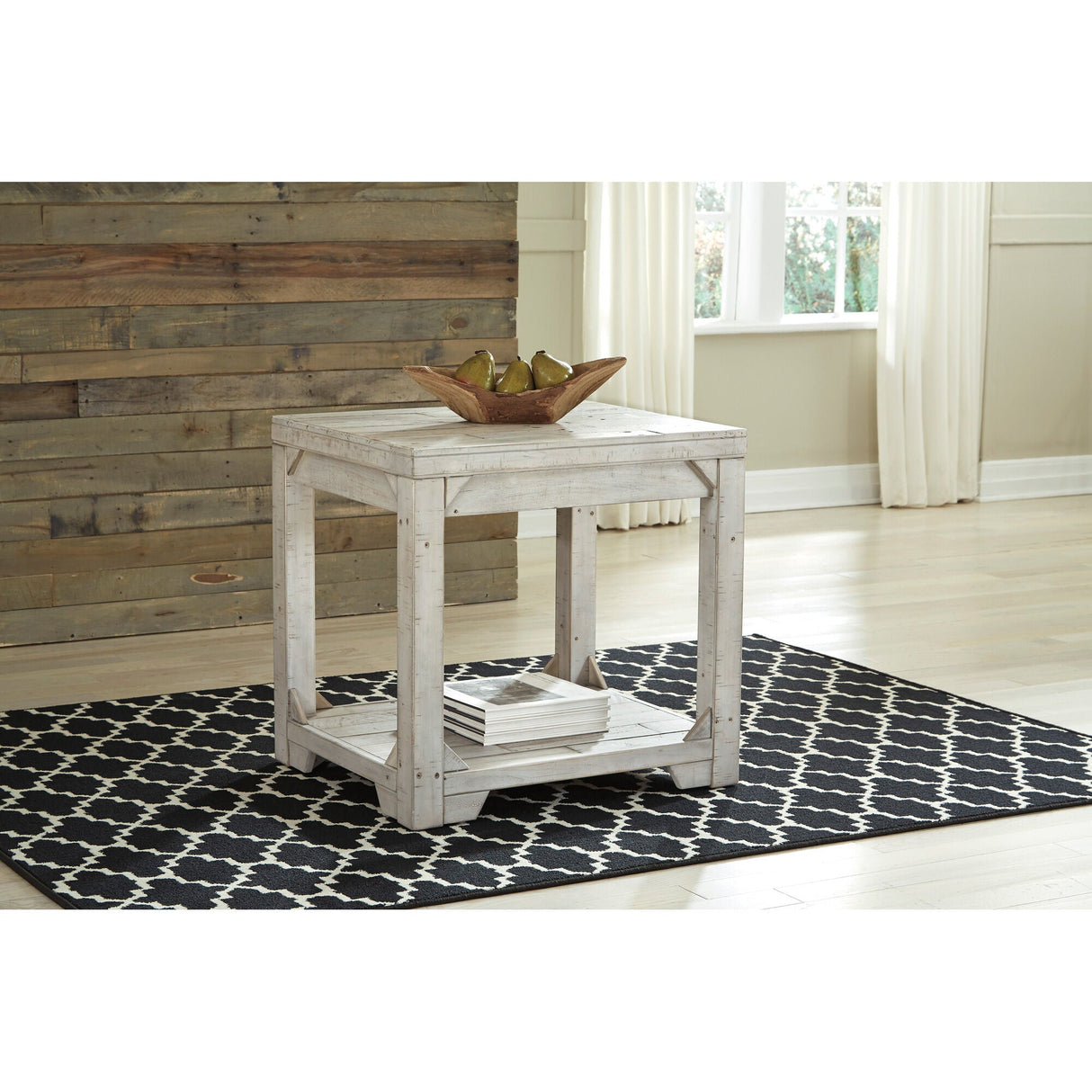 Fregine End Table