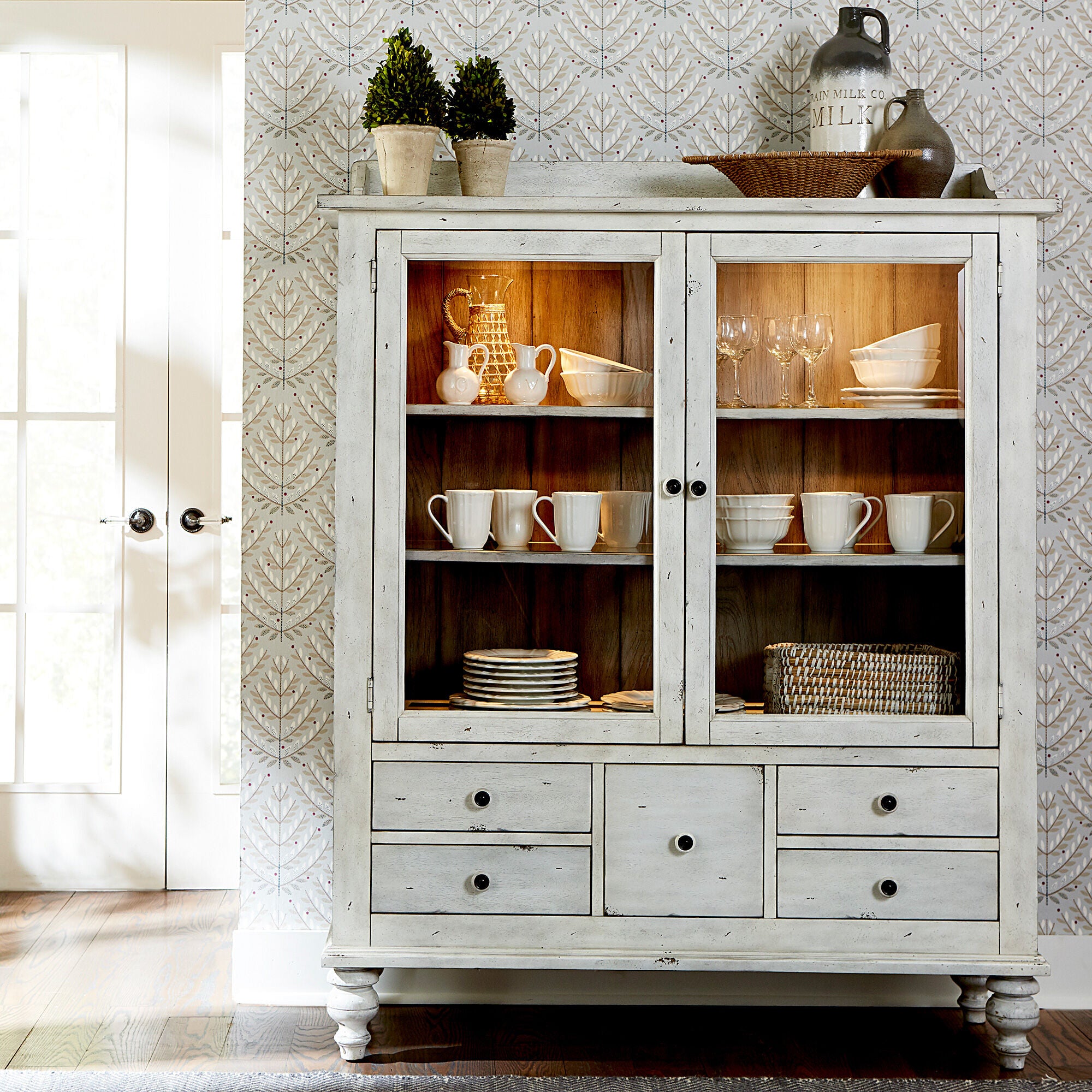 Whitney Display Cabinet – Slumberland