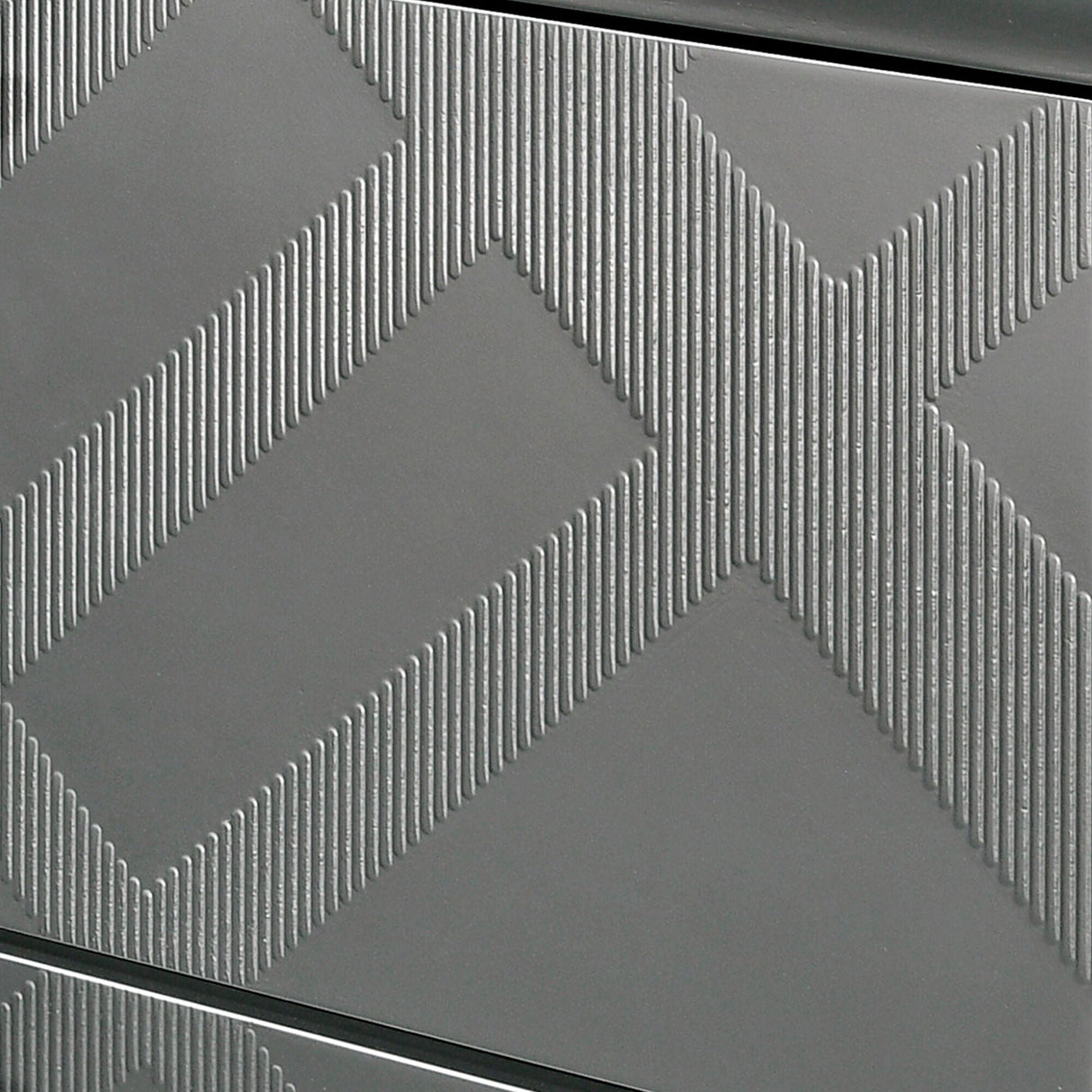 Emmeline Chest