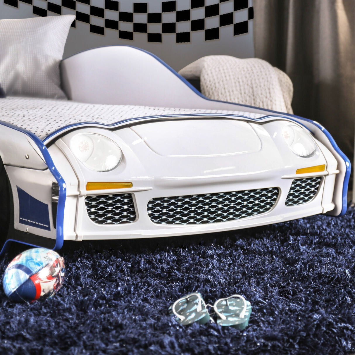 Poe Bed