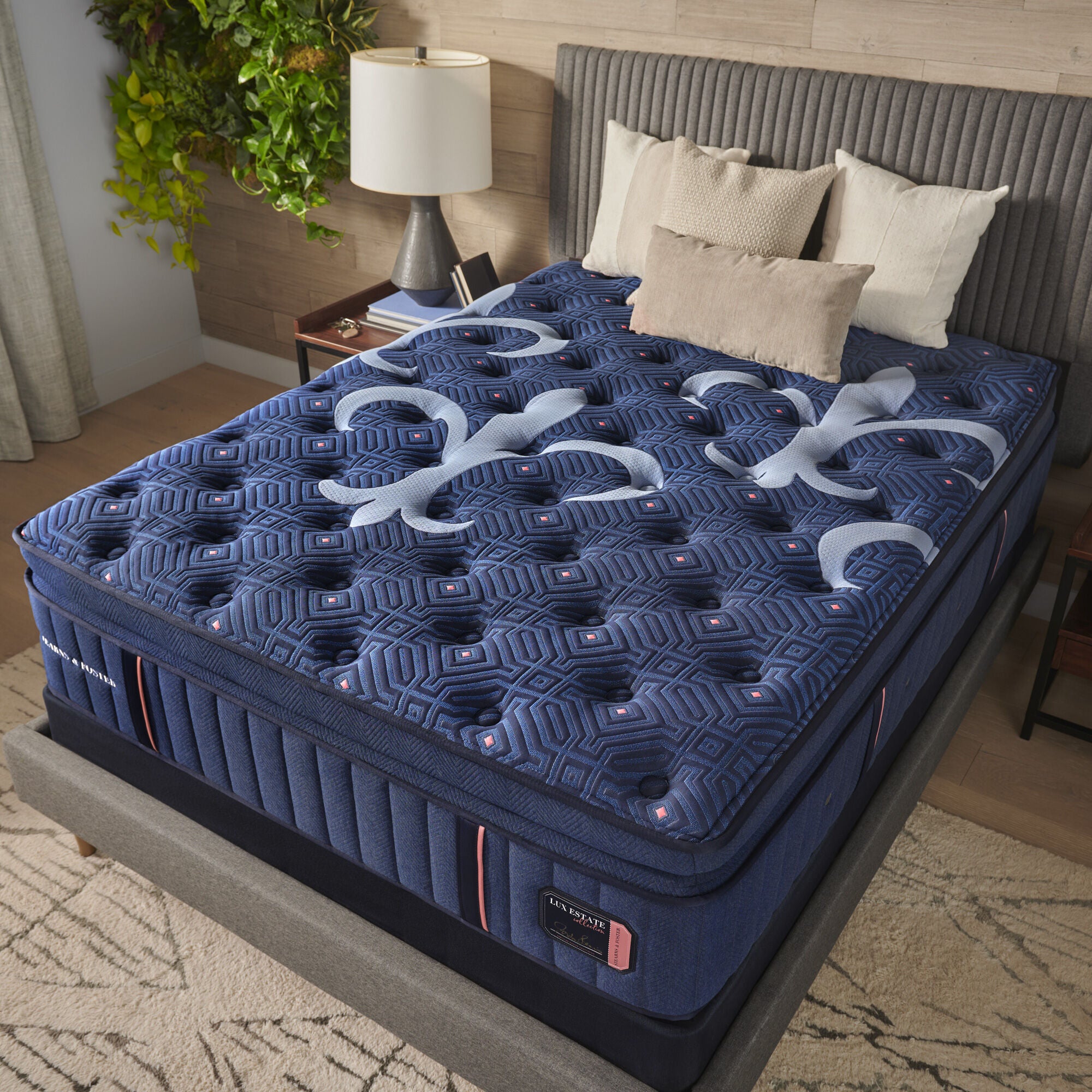 Stearns and Foster Lux Estate Medium Pillowtop Mattress – Slumberland