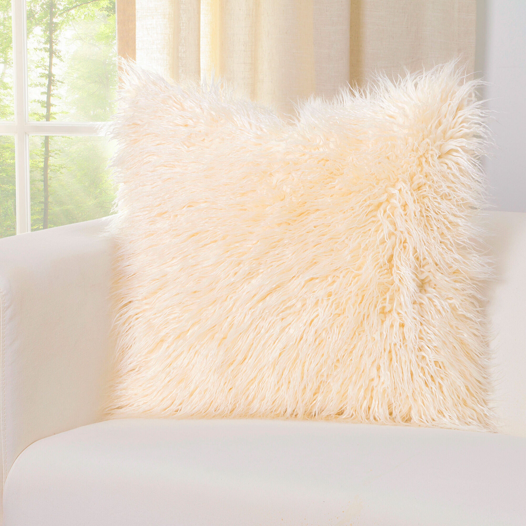 Llama 16 Inch Feather Pillow – Slumberland