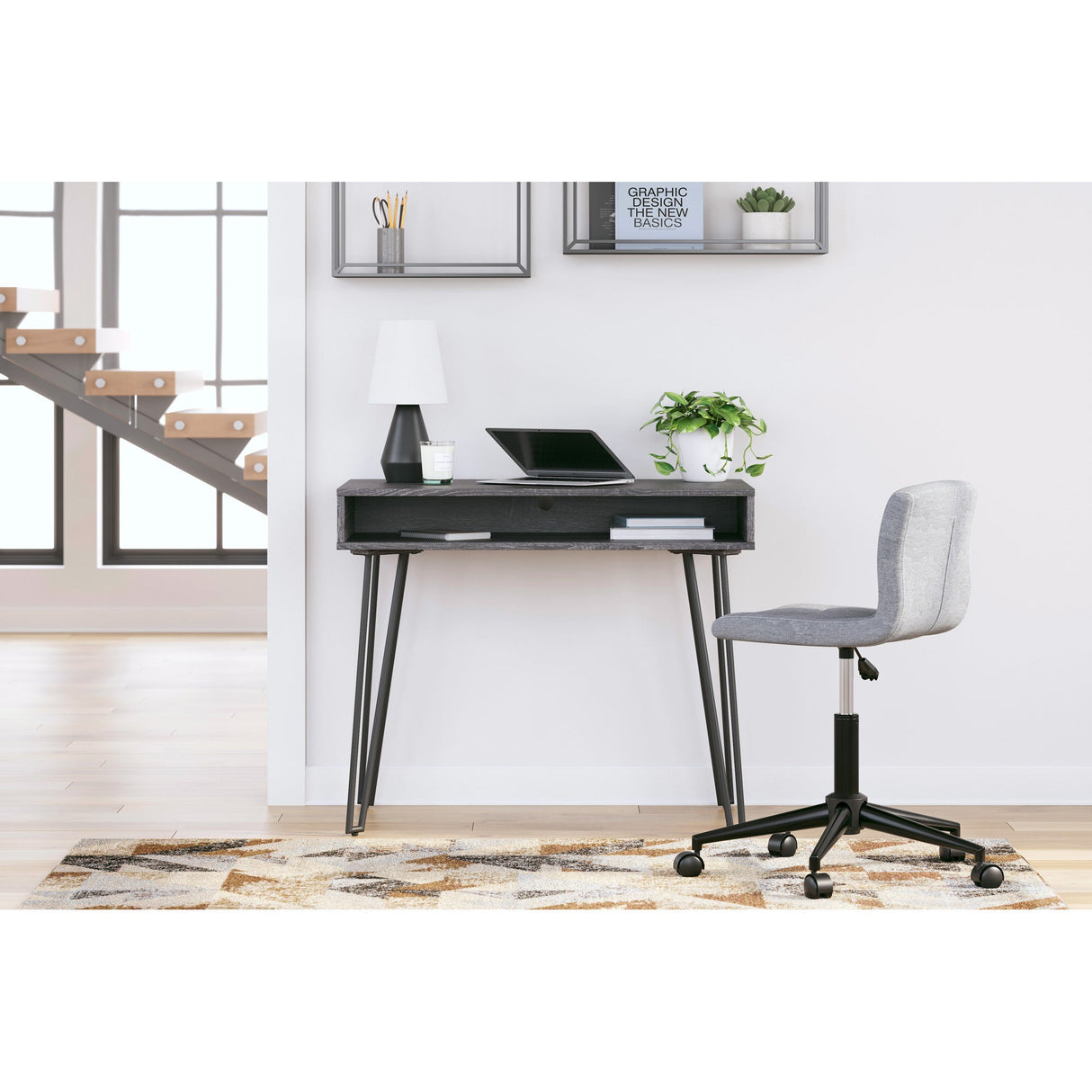 Strumford Desk