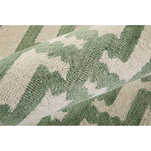 Detail image of Lorrain Verde 5x8 Rug with overlay of product dimensions
